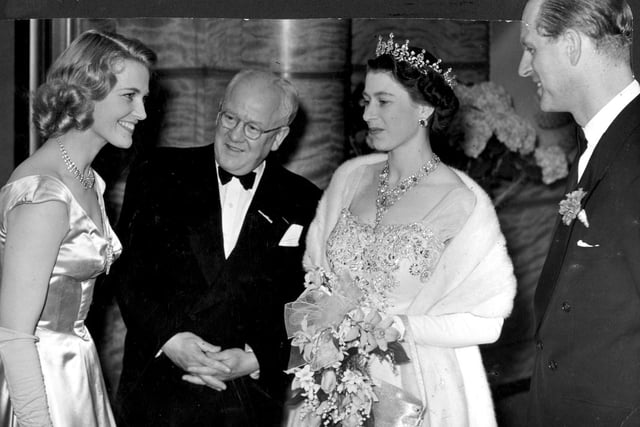 The Queen meets singer Joan Regan  at the Opera House in 1955