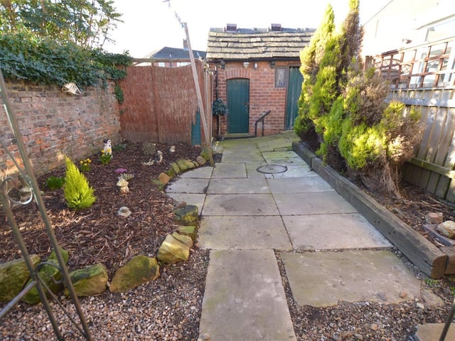 It has an enclosed private garden with an external store room, which is complete with a W.C. It has the plumbing to become a laundry room. It is on the market with Manning Stainton for £129,999.