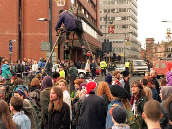 Enjoy these photo memories from around Leeds in 1995. Is it a city you remember?