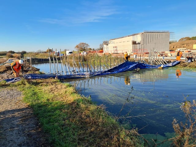 Creation of temporary dam on Lancaster Canal to allow for installation of new culvert pipe - November 2020 (image - Costain)