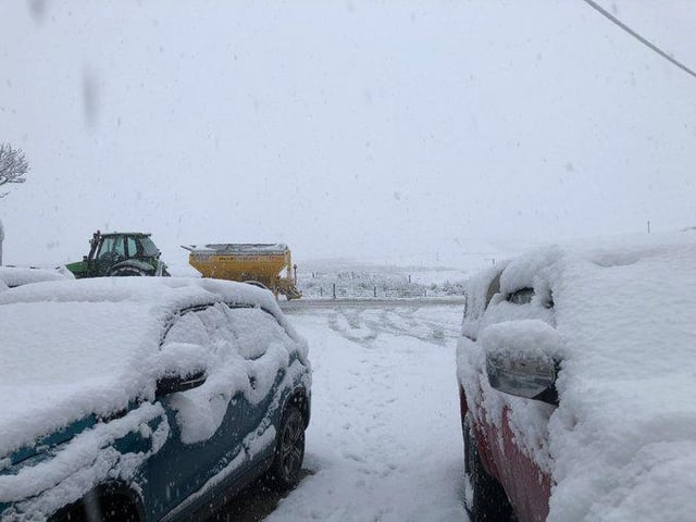 The Met Office has issued a snow & ice warning for parts of Scotland valid from 1800 until 1200 on Thursday, along with an ice warning for Northern Ireland.
