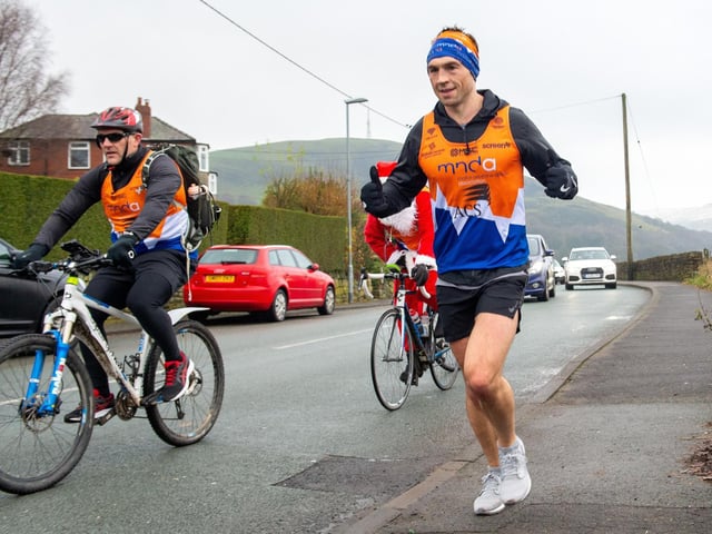 Leeds Rhinos legend Kevin Sinfield completed his final of seven marathons in seven days on Monday, December 7.