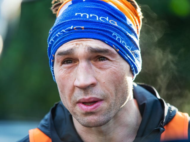 Sinfield, now the Leeds director of rugby, started his seven marathons challenge to raise money for Motor Neurone Disease Association. He began on December 1.