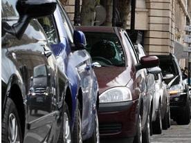 To park more than 50cm away from the kerb could lead to an on the spot fine being issued.