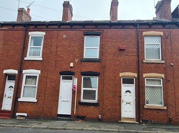 four bedroom through terrace accommodation, situated within close proximity to Leeds City Centre and having good motorway links. The property briefly comprises of a cellar, fitted kitchen, lounge, four good size bedrooms, family shower room and two ensuites.