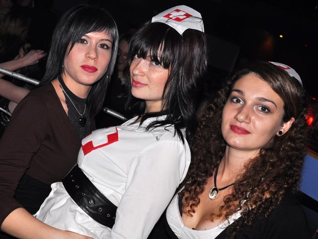 Elodie, Kelly and Gilliane, in 2009.