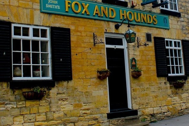 The Good Pub Guide said: "Popular dining pub with good reasonably priced food from sandwiches to specials (should book Sun lunch), well kept ales such as Black Sheep and Timothy Taylors, friendly thriving atmosphere; children welcome, handy A1 stop, closed Mon."