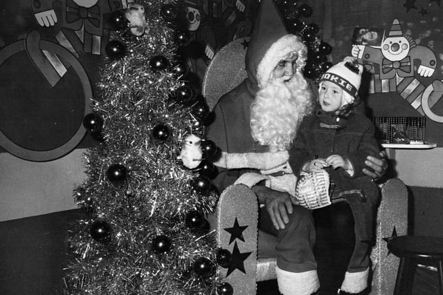 Share your memories of Christmas in Leeds during the 1980s with Andrew Hutchinson vai email at: andrew.hutchinson@jpress.co.uk or tweet him - @AndyHutchYPN