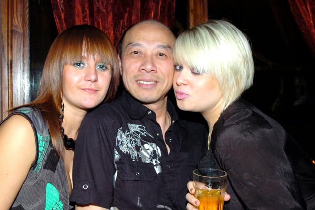 Karen, Miyage and Gemma in the Quest VIP December 2008.