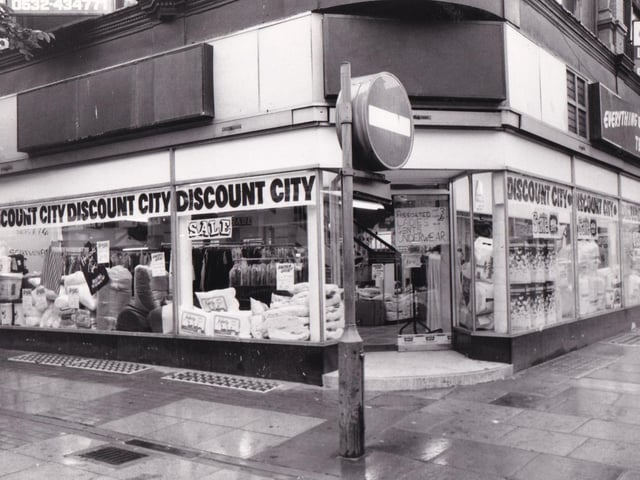 July 1983 and Discount City on Vicar Lane was claiming to offer shoppers savings of between 20 per cent and 33 per cent on household textiles and bedding, underwear and hosiery, casual clothing and luggage as well as fashion bags and shopping bags.