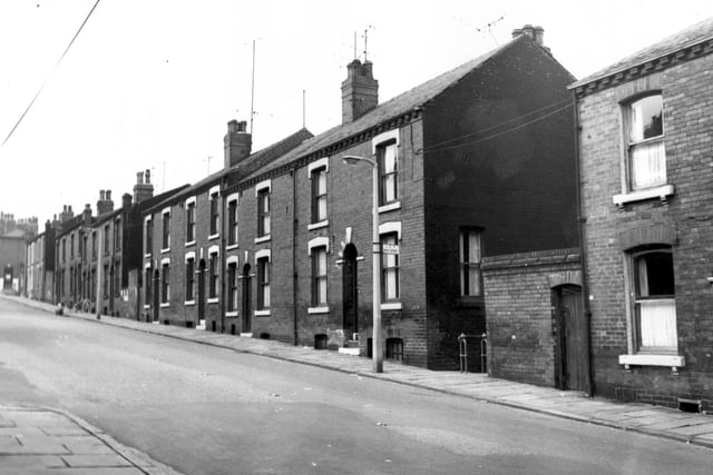 Grosvenor Hill in August 1967.. The steps on the right lead down to Servia Hill.