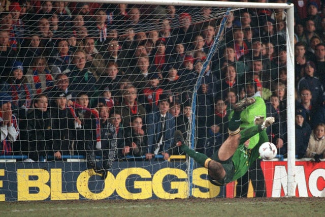Goalkeeper Nigel Martyn was the hero after saving an 88th minute penalty against Crystal Palace at Selhurst Park in January 1997. The game finished 2-2. Leeds won the replay 1-0.