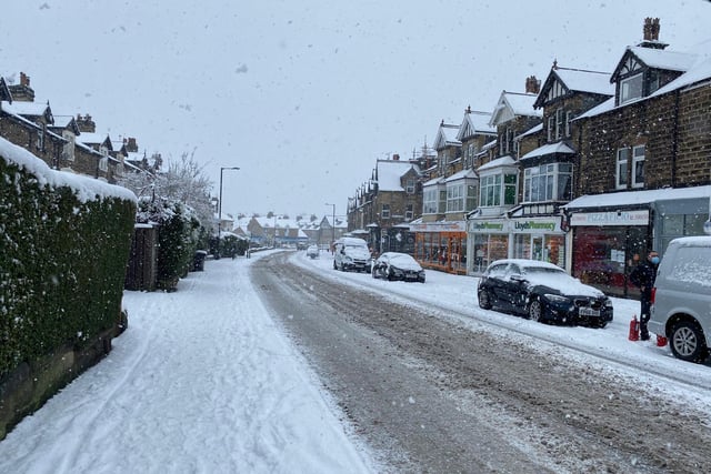 Simon Cotton tweeted this picture of Kings Road, with roads completely covered in snow.