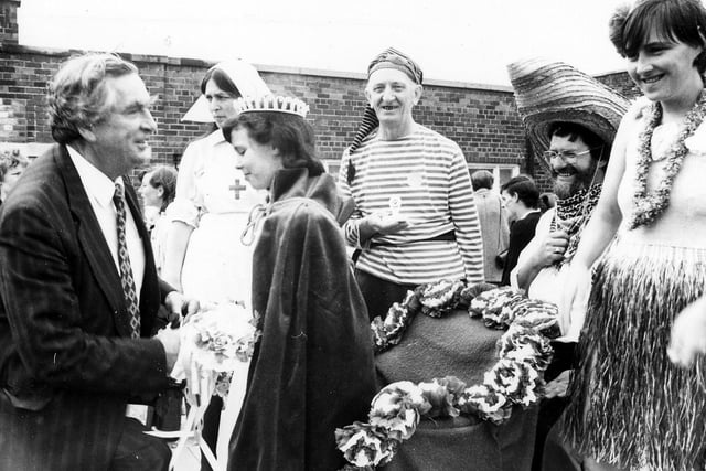Denis Healey MP crowns Ann Marie Duffy, the Queen of Gipton Gala, in July 1986.