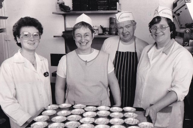 Staff at Craven's Bakery on Whinegate Road in Armley pictured in November 1987.