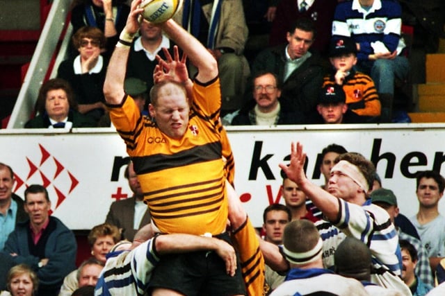 Orrell win a line-out against Bath in a Courage League One match played at Central Park on Saturday 20th of April 1996.  Orrell lost 11-44.