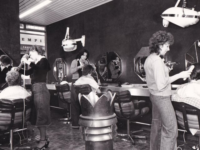 Inside Carlo and Jeffrey's unisex salon in June 1977.