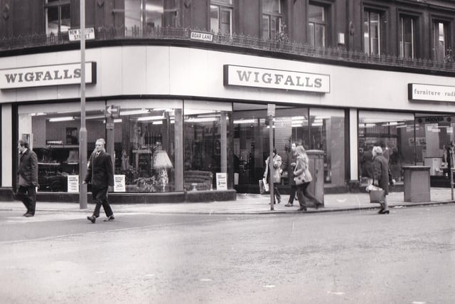 March 1973 and the new Wigfalls super store had opened on Boar Lane at the junction with New Market Street.
