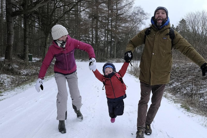 Family snow fun in Broxa