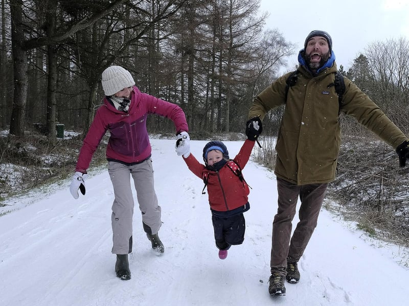 Family snow fun in Broxa