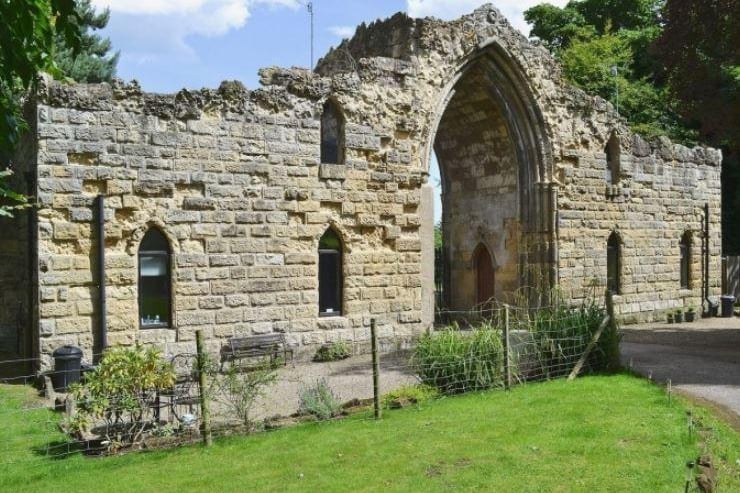 The characterful gatehouse has been converted into two holiday homes that retain the appearance of their original incarnation - a purpose-built 1825 stone ruin. Constructed from authentic Filey Brigg stone, the Follies are set within 3/4 acres of natural country grounds.