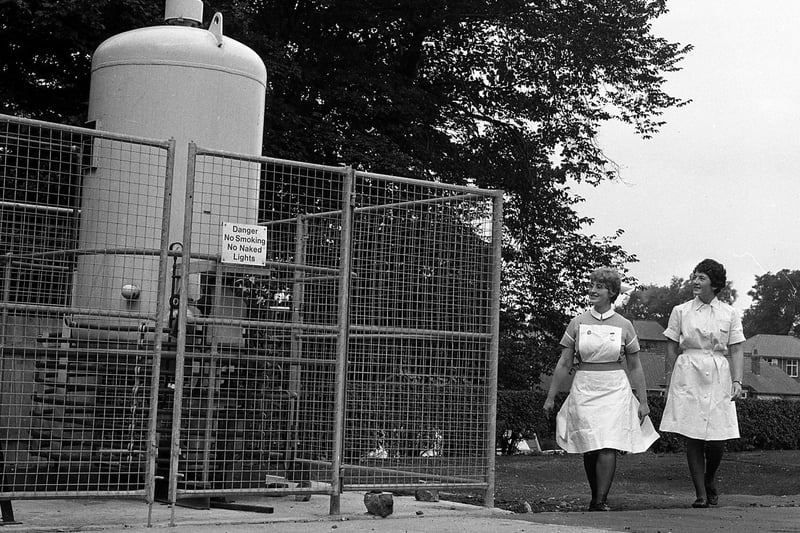 RETRO: Wigan Infirmary nurses see a modern oxygen supply tank installed during 1970