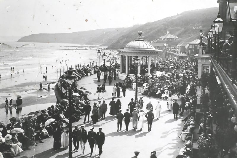 Holiday crowds at the Spa, Scarborough, England, circa 1913.