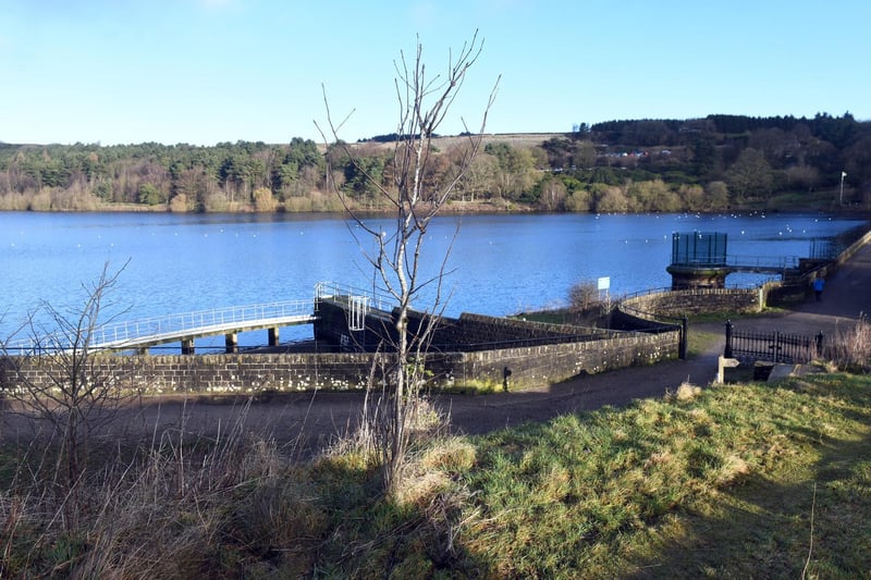 This Calderdale reservoir is surrounded by wonderful woodland. Ogden Water is the ideal place to explore woodlands, grasslands, streams and ponds.