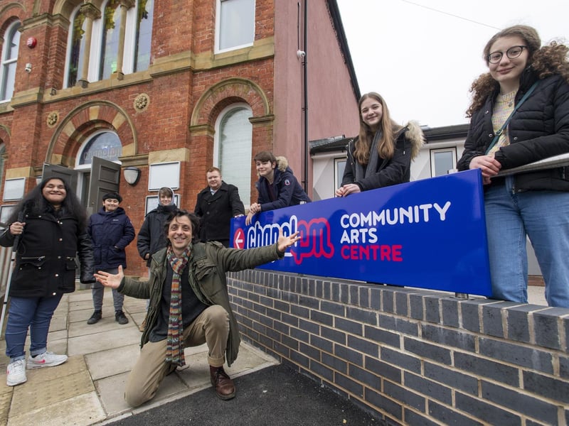 A community-focused evening blending traditional Scottish culture with local talent. Expect a mix of poetry, music, and great company in a unique radio-station-turned-arts-hub. 📍 Old Seacroft Chapel, York Road, Leeds, LS14 6JB