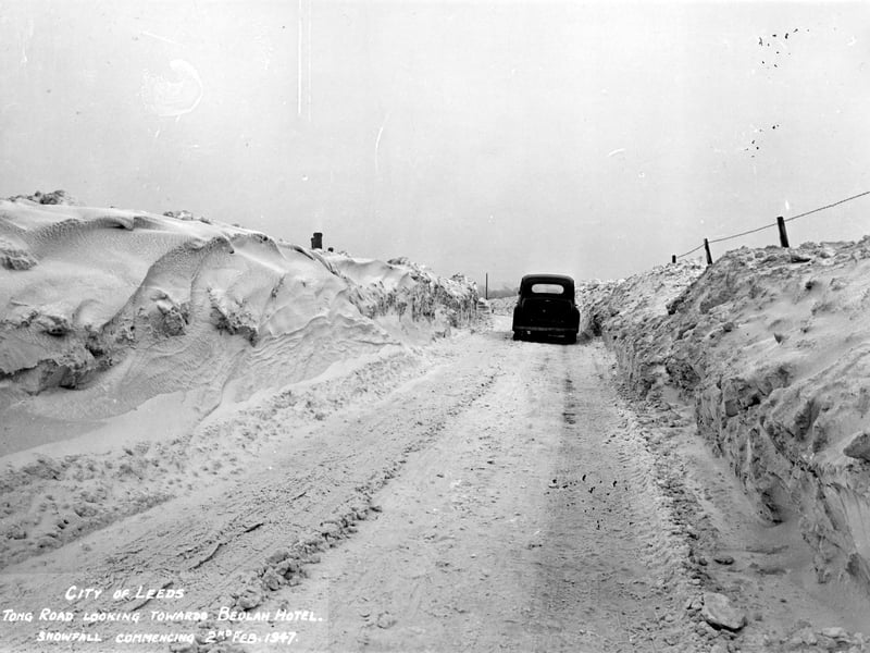 View of heavy snowfalls on Tong Road, looking towards the Beulah Hotel at Farnley in west Leeds.