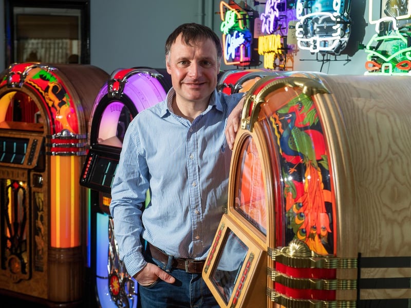 Go behind the scenes at one of the few British factories taking products from raw materials to completion, meeting craftsmen, seeing cabinet assembly, and touring a showroom of classic jukeboxes and neon signs. 🏰 Sound Leisure Ltd, Sandleas Way, Leeds, LS15 8AR