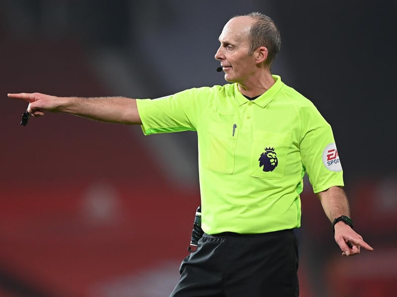 5 - Somehow decided a Phillips' ball-winning challenge was a yellow card, got a few other calls wrong.
Photo by Laurence Griffiths/Getty Images.