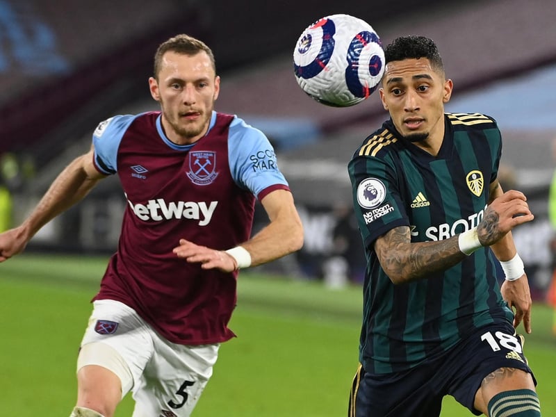 6 - Looked the best goal threat for Leeds, created danger but couldn't find the killer ball or shot. Corner deliveries were poor.
Photo by ANDY RAIN/POOL/AFP via Getty Images.