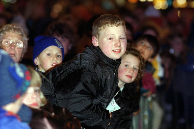 The town turned out in force for the Christmas lights switch on in November 1998. Leeds United goalkeeper Nigel Martyn did the honours.