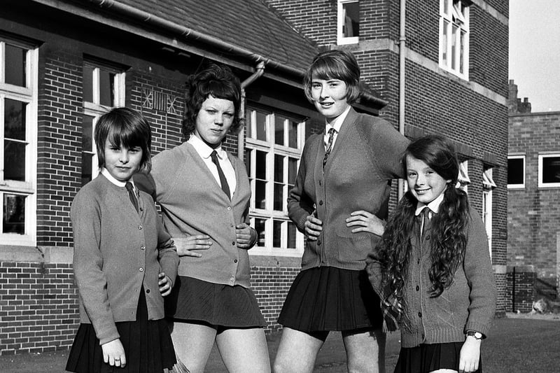 Gidlow schoolgirls model their new uniforms in 1971