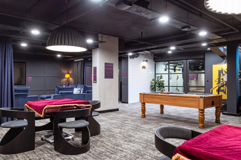 A space for relaxing or socialising with others - a great way to make new friends, hang out with old friends and play a good old game of pool or snooker. 

(photo: Vita student)