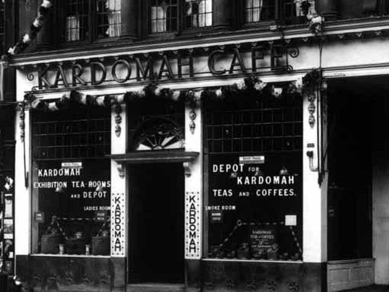Housewives would drop in to the Kardomah Cafe on Briggate for a cuppa and snack, as a reward for slogging round the shops. Opened in 1908 and closed in August 1965.