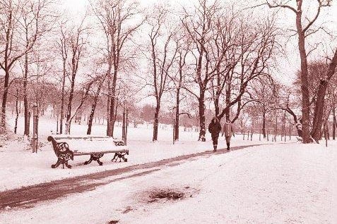 Thornes Park was looking equally wintry that same year.