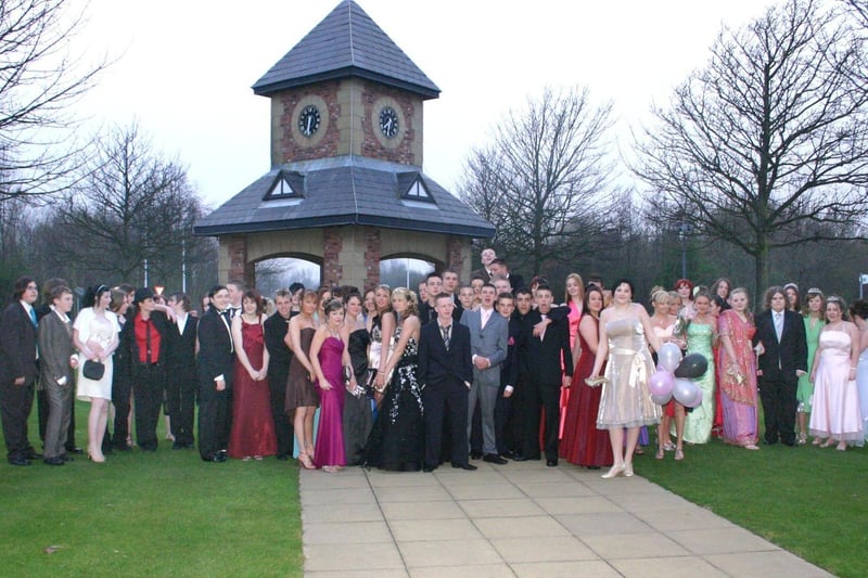 Beacon Hill High School leavers prom at the De Vere Hotel, 2007