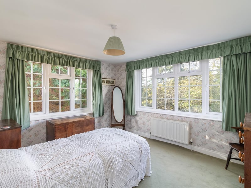The cottage contains three bedrooms
