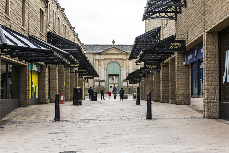 Woolshops leading up to the Piece Hall