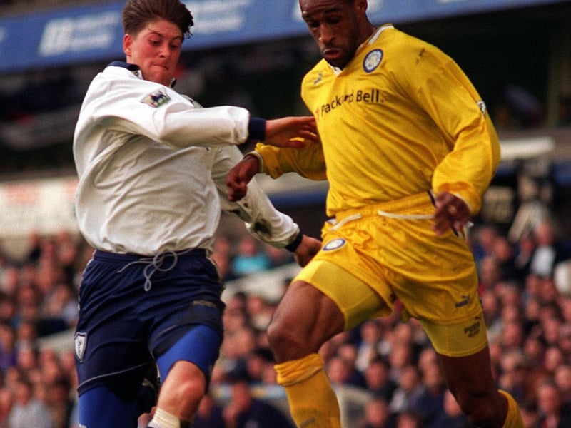 Tottenham's Darren Anderton - whose scored the only goal of the game after 26 minutes - blocks Brian Deane's cross.