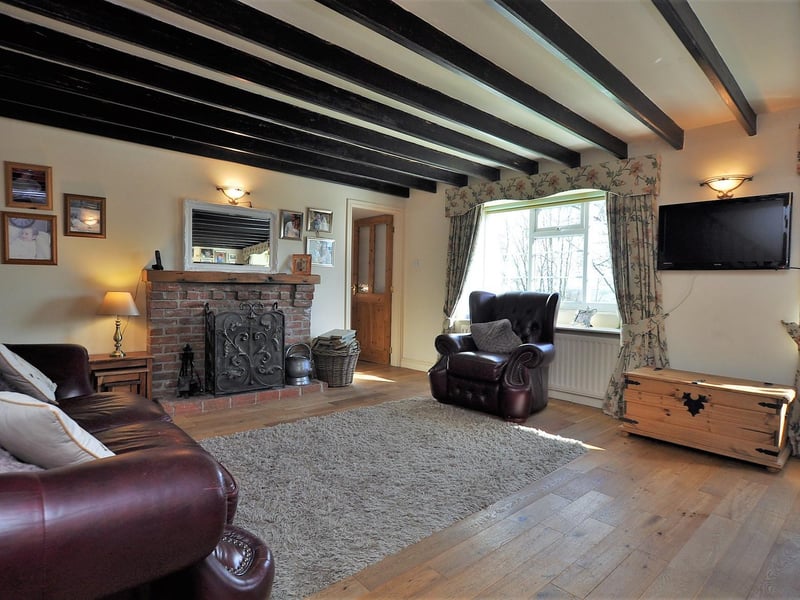 A large sitting room