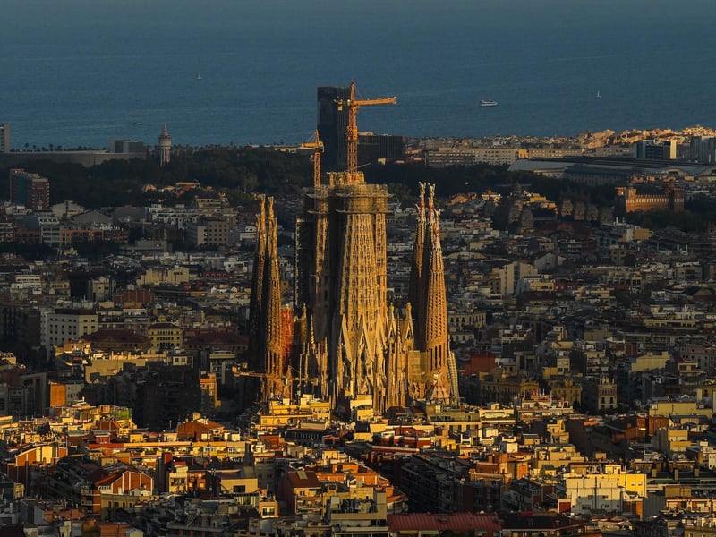 The Spanish coastal city will hit 17 degrees C today.