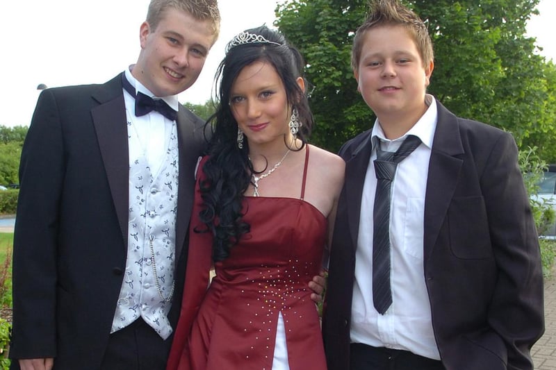 School proms 2009, Montgomery School at the De Vere Hotel, Blackpool.
Pic L-R: Connor Mahoney, Tessa Hester and Anthony Bateson.