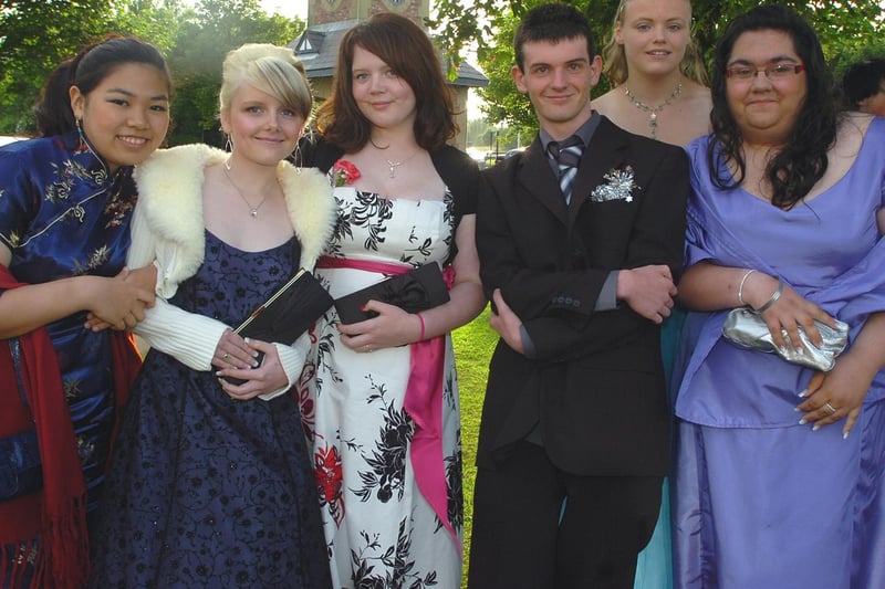 School proms 2009, Montgomery School at the De Vere Hotel, Blackpool.
Pic L-R: Sally Luk, Natalie Percival, Holly Bennison, Sam Callagher, Ruth Thorpe and Samantha Richardson.