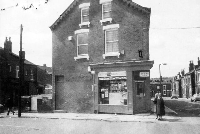 Alexandra Road in Burley showing an off-licence and tobacconist belonging to M.K. Patel. On the right is King's Avenue and on the left Back King's Avenue.
