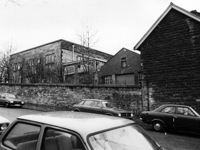 Leeds Grammar School on Belle Vue Road in January 1984. These buildings, near the junction with Moorland Road, have all since been demolished, with a car park now occupying the spot.