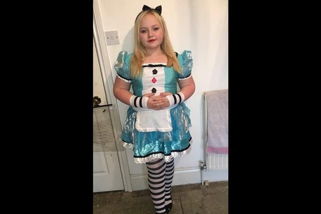 Thanks to Stacey Taylor for sharing this picture of Sienna-Jade as Alice in Wonderland.
