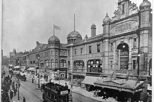Can you date this photo of Briggate?